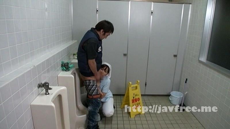 [UGSS-056] 公衆トイレで、若者のチ●ポを品定めするお掃除おばちゃんに狙われちゃったボク